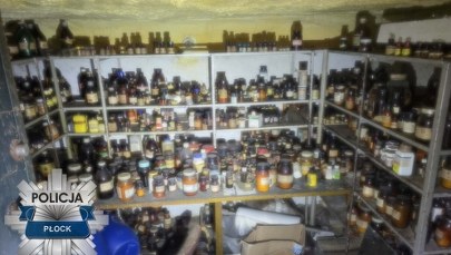 Ulica zamknięta, mieszkańcy ewakuowani. Wszystko przez słoiki w piwnicy