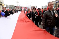Ulicami Kielc przeszedł "Marsz Po Nową Konstytucję"