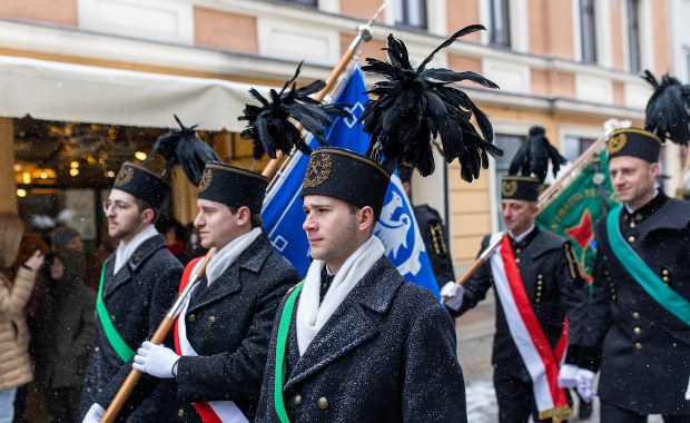 Ulicami Tarnowskich Gór przeszła Parada Górnicza [ZDJĘCIA]