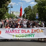 Ulicami Warszawy przeszedł Marsz dla Życia i Rodziny