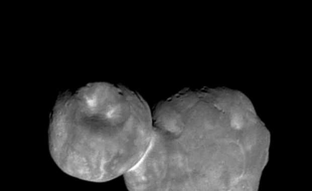 Ultima Thule: Bałwanek z białym kołnierzykiem