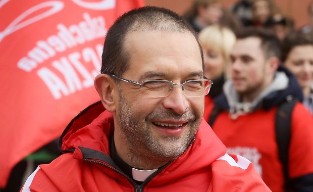 Umorzono sprawę ks. Stryczka o mobbing. Co ustalono?