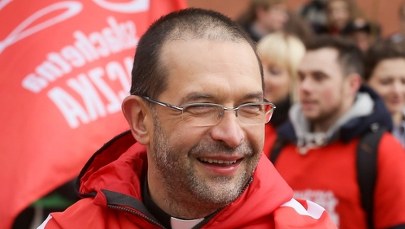 Umorzono sprawę ks. Stryczka o mobbing. Co ustalono?