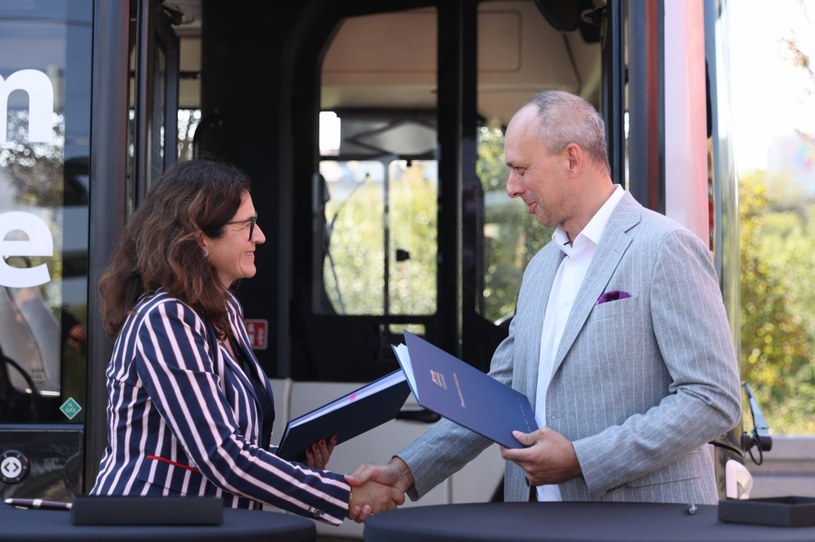 Umowa na NesoBusy w Gdańsku podpisana. w 2024 roku na ulice Gdańska wyjedzie 10 autobusów wodorowych/UM Gdańsk /materiały prasowe