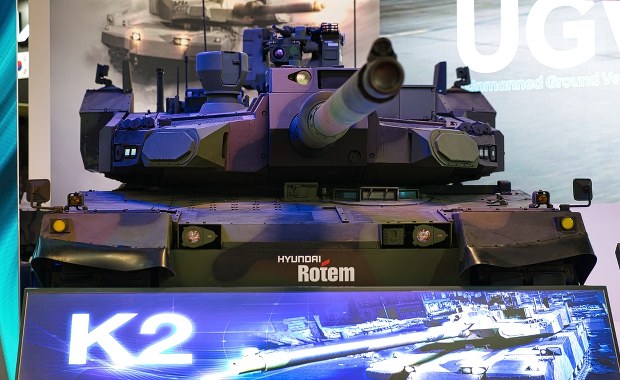 Umowa podpisana. Zakłady Bumar-Łabędy wyprodukują czołgi dla Wojska Polskiego