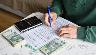 Umowa zlecenie i umowa o dzieło. Jakie składki się płaci?