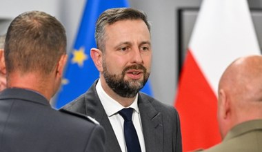 Umowy na pociski i specjalne wozy dla wojska. Szef MON: Czekali od dawna