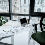 Umowy o dzieło zanikają. Tracą na rzecz innego modelu