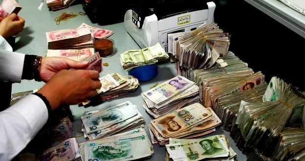 Unia chce tropić pieniądze z przestępczości zorganizowanej /AFP