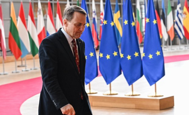 Unia Europejska z misją pokojową w cieśninie Ormuz? Sikorski: Nie byłoby źle