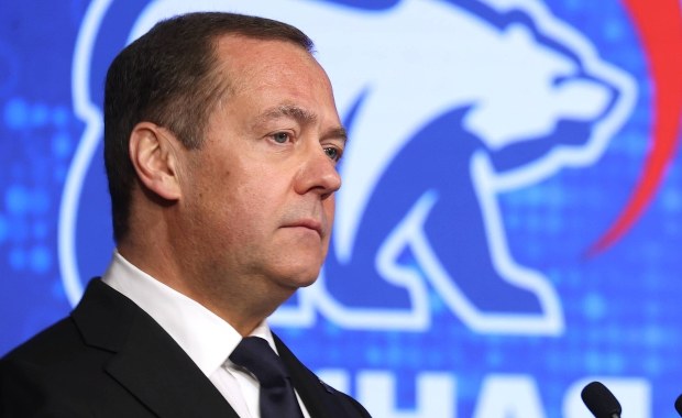 Unia Europejska zaleca Miedwiediewowi psychoterapię