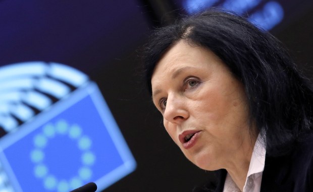 Unijna komisarz Vera Jourova spotka się z premierem Mateuszem Morawieckim