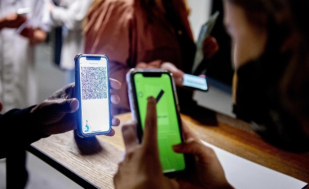 Unijne certyfikaty Covid - jest zgoda Parlamentu Europejskiego