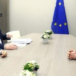 Unijne rozmowy w sprawie Brexitu. Tusk przedstawi tekst kompromisu na "angielskim obiedzie"