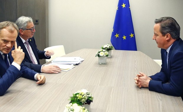 Unijne rozmowy w sprawie Brexitu. Tusk przedstawi tekst kompromisu na "angielskim obiedzie"
