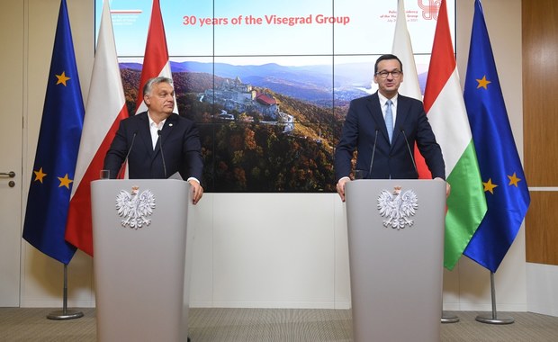 Unijny szczyt. Sprzeczne wypowiedzi premiera Morawieckiego i unijnych liderów ws. praworządności