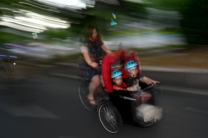 UOKiK o rowerach dziecięcych i fotelikach rowerowyc /AFP