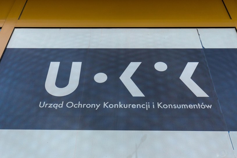 UOKiK ostrzega przed niebezpieczną baterią w odkurzaczach Klindo /Arkadiusz Ziółek /East News