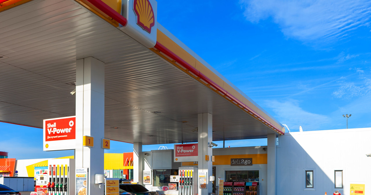UOKiK postawił zarzuty sieci stacji paliw Shell /123RF/PICSEL