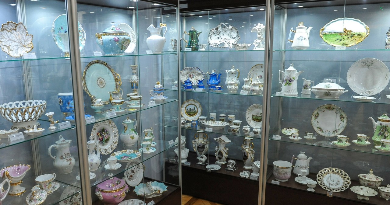 Upada dolnośląska "Karolina" - zakład porcelany stołowej. Na zdj. Muzeum Porcelany w Wałbrzychu /Fot. Gerard/REPORTER /Reporter