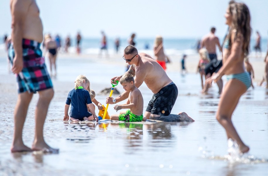 Upały przestaną trapić Francję dopiero w sobotę /John Randeris /PAP/EPA