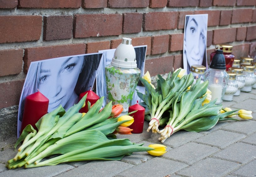 Upamiętnienie Magdaleny Ż. przed ambasadą Egiptu /Zofia Drozynska /East News