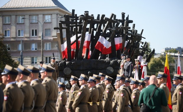 Upamiętniono 84. rocznicę niemieckiego ostrzału Zamku Królewskiego w Warszawie