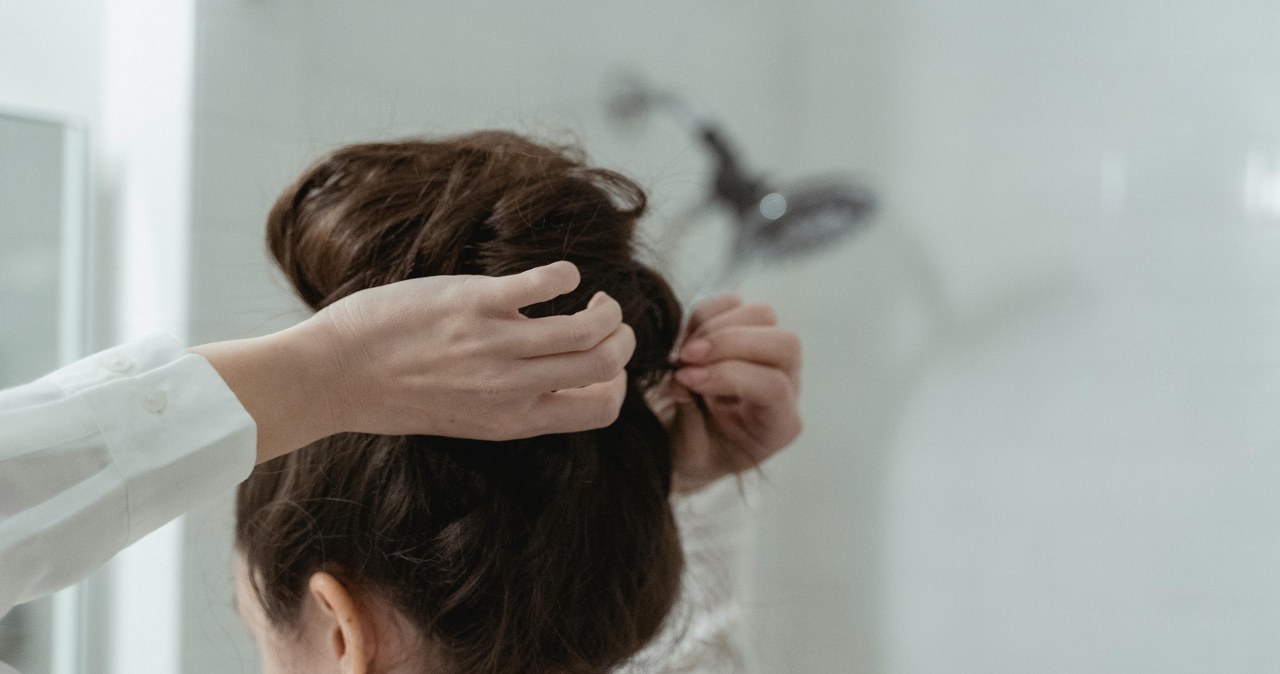 Upięcia to modna propozycja na sylwestrową noc /Miriam Alonso /Pexels.com