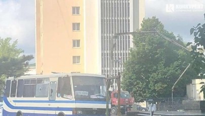 Uprowadził autobus i przetrzymuje zakładników. Dramatyczne doniesienia z Ukrainy