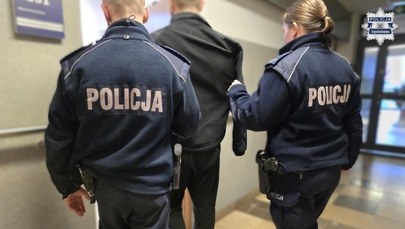 Uprowadzili, bili młotkiem i polewali wrzątkiem. Dramat 44-latka