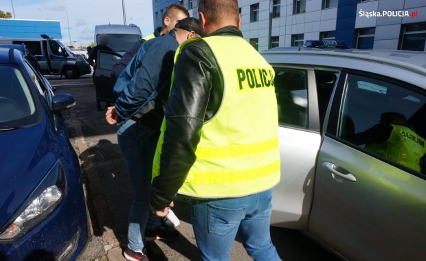 Uprowadzony w centrum Katowic. Porywacze zabrali go do... notariusza