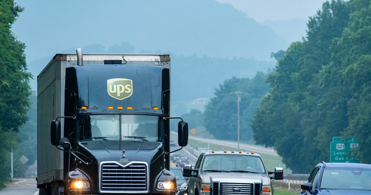 UPS ogłosił, że zwolni 12 tysięcy pracowników /123RF/PICSEL