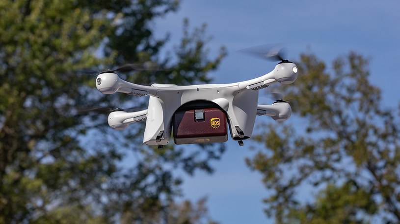 UPS uzyskało przełomowe pozwolenie FAA na „dronowe linie lotnicze”. Przyszłość jest już dziś /Geekweek