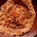Urnebes - pyszna pasta rodem z Bałkanów. Wprost idealna na grilla 