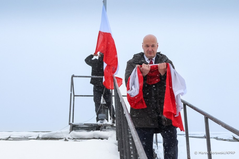 Uroczysta zmiana flagi nad Pałacem Prezydenckim /Marek Borawski/KPRM /