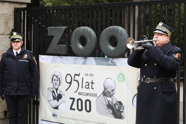 Uroczyste odsłonięcie tablicy z imionami patronów Miejskiego Ogrodu Zoologicznego w Warszawie /Paweł Supernak /PAP