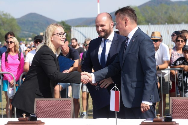 Uroczyste podpisanie wspólnej deklaracji ministrów obrony Polski, Czech i Słowacji /Grzegorz Momot /PAP