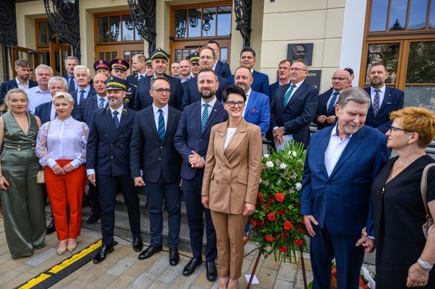 Uroczystość nadania tarnowskiemu dworcowi kolejowemu imienia Wincentego Witosa /Paweł Topolski /PAP