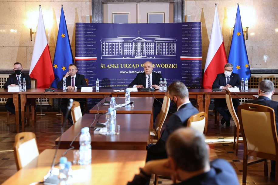 Uroczystość podpisania umowy społecznej ws. transformacji górnictwa /Andrzej Grygiel /PAP