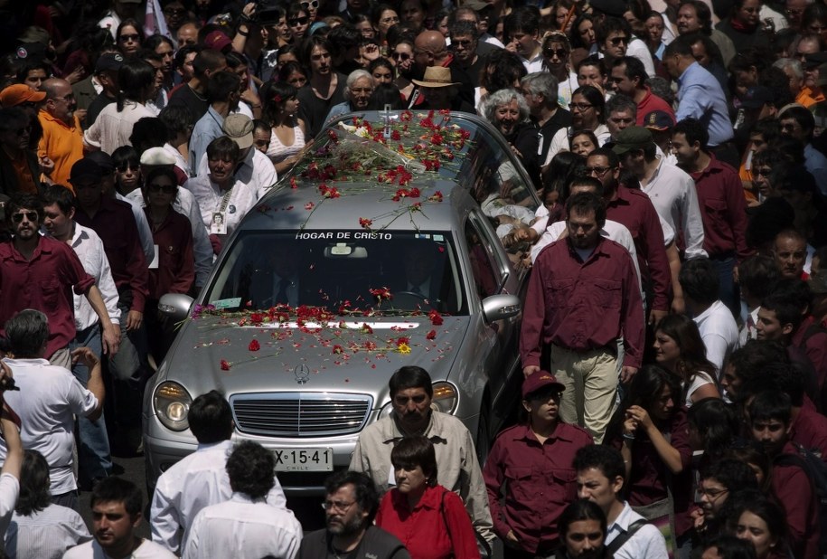 Uroczystości pochówkowe Victora Pary /Claudio Reyes /PAP/EPA