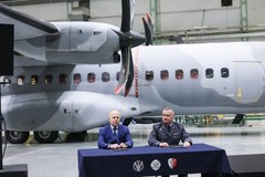  uroczystości podpisania umowy na modernizację i unifikację samolotów C-295M CASA dla Wojska Polskie