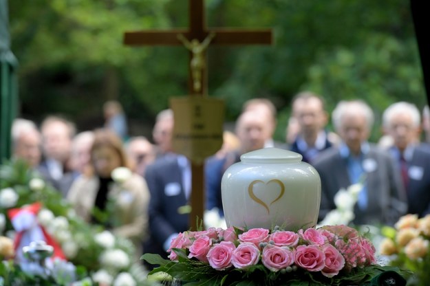 Uroczystości pogrzebowe Olgi Krzyżanowskiej na Cmentarzu Srebrzysko w Gdańsku / 	Adam Warżawa    /PAP