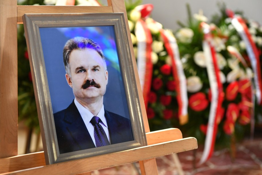 Uroczystości pogrzebowe prof. dr hab. Waldemara Parucha na Cmentarzu Parafialnym w Tomaszowicach /Wojtek Jargiło /PAP