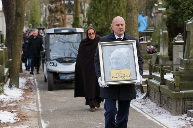 Uroczystości pogrzebowe /Tomasz Gzell /PAP