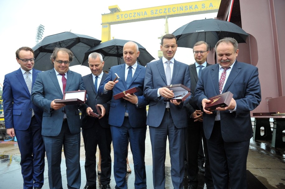 Uroczystości położenia stępki pod budowę promu pasażersko-samochodowego dla Polskiej Żeglugi Bałtyckiej / 	Marcin Bielecki    /PAP