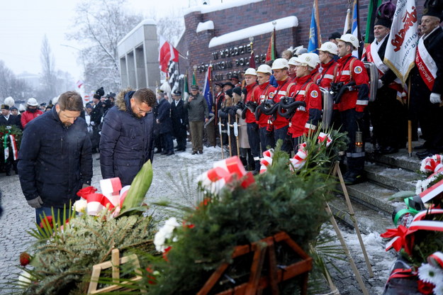 Uroczystości w 41. rocznicę pacyfikacji kopalni Wujek w Katowicach /Zbigniew Meissner /PAP