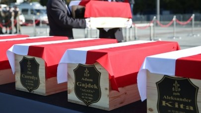 Uroczysty pochówek Żołnierzy Wyklętych. „Torturowani, zabijani i grzebani, bez krzyża i mogiły"