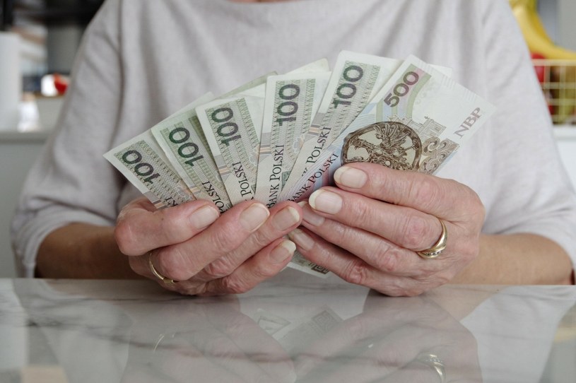 Urodziłaś się w tym roku? Możesz otrzymać wyższą emeryturę. Oto zasady 