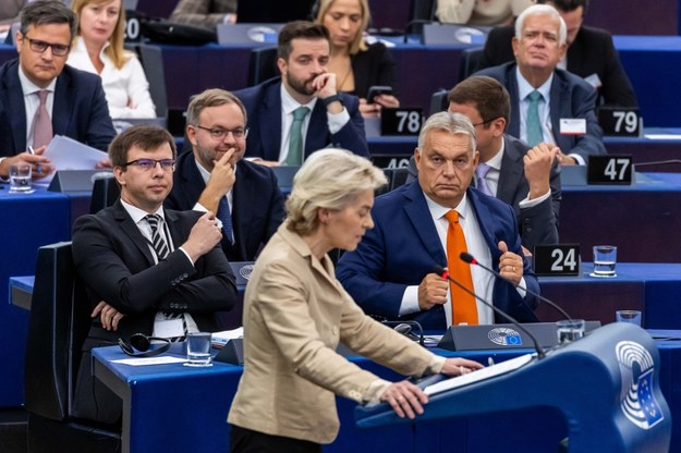 Ursula von der Leyen i Viktor Orban /CHRISTOPHE PETIT TESSON /PAP/EPA