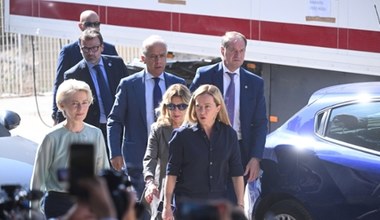 Ursula von der Leyen na Lampedusie. Mieszkańcy blokowali jej przejazd